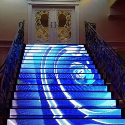 1920-3840HZ Einstellbare Farbtemperatur P2.9 LED-Bodenbildschirm mit 5000 1 Kontrastverhältnis